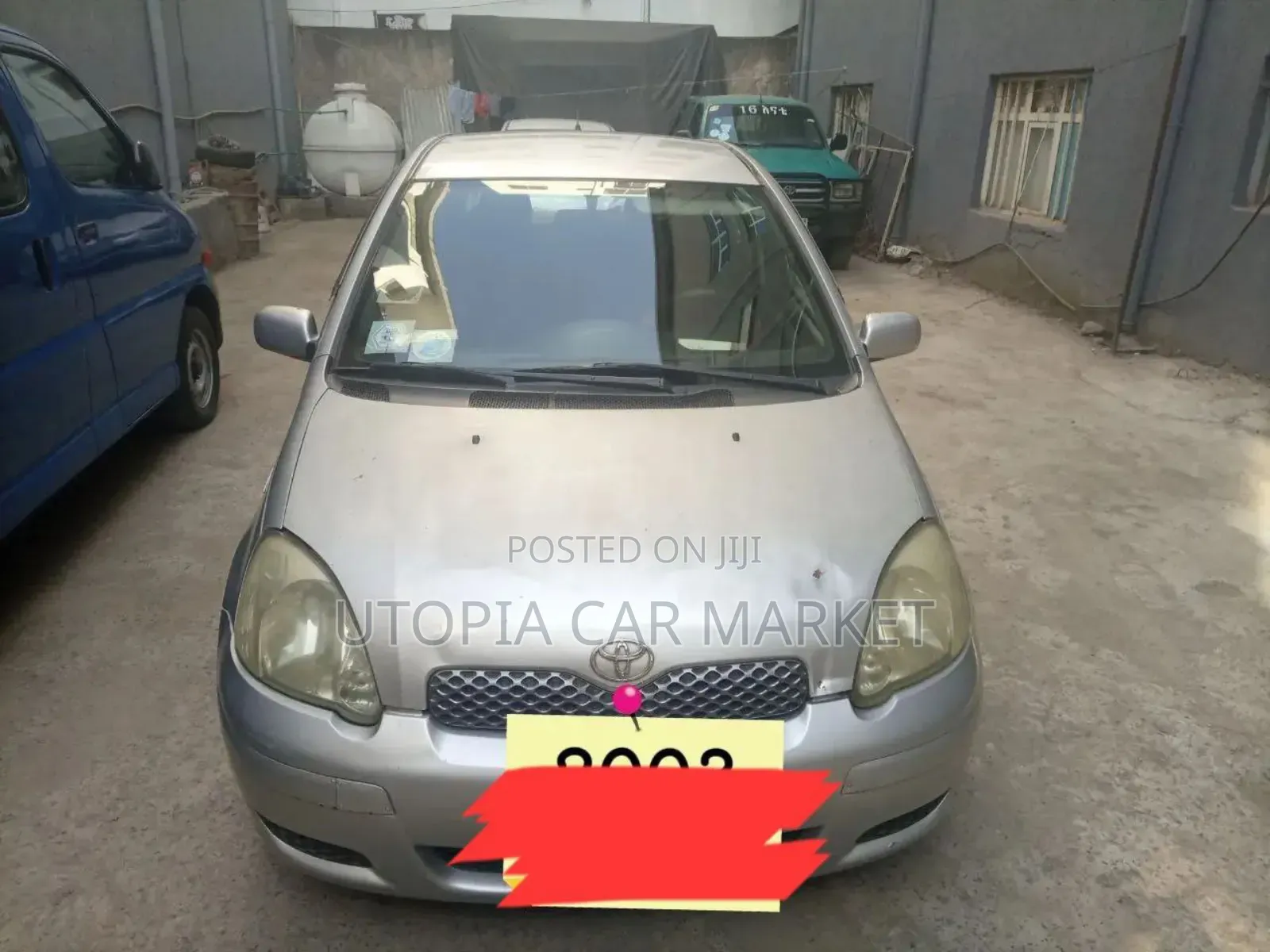 Toyota Vitz 2003 Silver