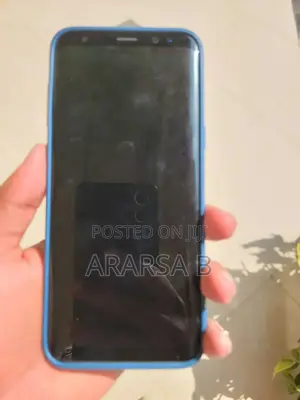 Photo - Samsung Galaxy S8 Plus 64 GB Gray