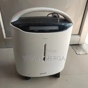 Photo - Yuwell Oxygen Concentrator 8f-5aw for Private Use, Ce Certified