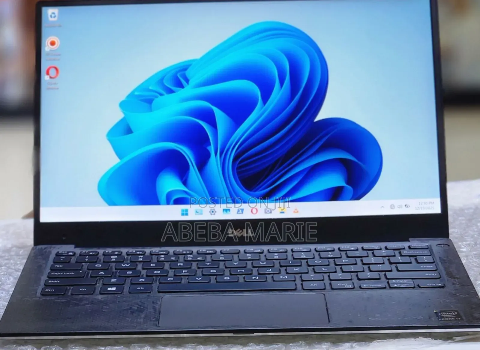 New Laptop Dell XPS 13 8GB Intel Core I7 SSD 256GB