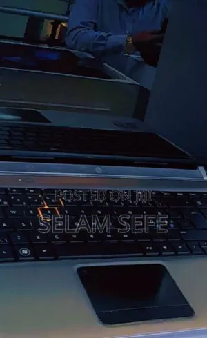 New Laptop HP Pavilion 15 8GB AMD SSD 320GB