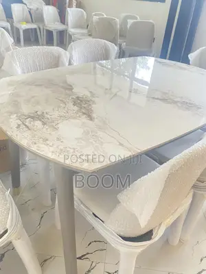 Photo - የሚሰፉና የሚጠብ(Extendable) Dining Table