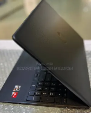 Photo - New Laptop HP Stream Notebook 16GB Intel Core I5 SSD 512GB