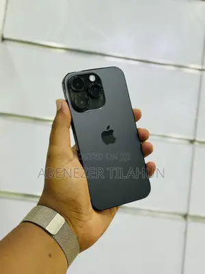 Photo - Apple iPhone 14 Pro 128 GB Black