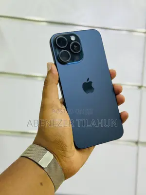Photo - Apple iPhone 15 Pro Max 256 GB Blue