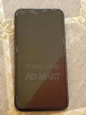 Photo - Apple iPhone X 256 GB Black