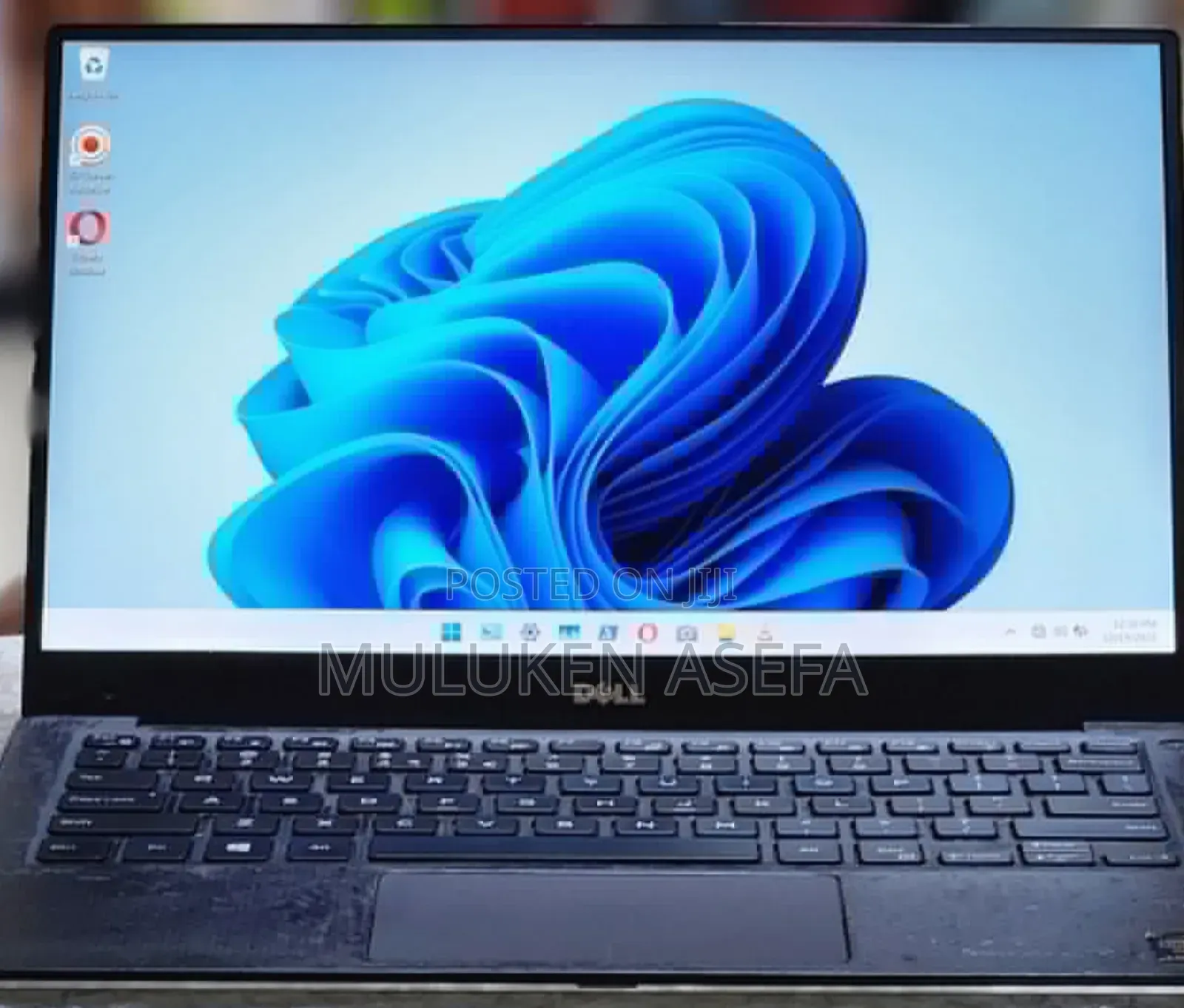 New Laptop Dell XPS 15 8GB Intel Core I7 SSD 256GB