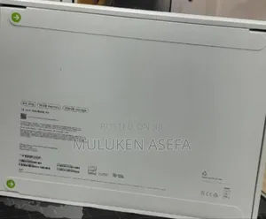 New Apple MacBook Air 2025 M4 13-Inch 16GB Apple M4 Pro SSD 256GB