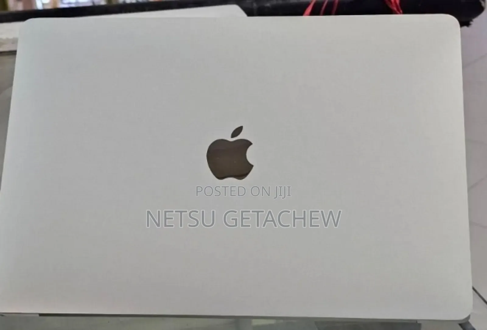 New Laptop Apple MacBook Air 2022 M2 8GB Apple M2 SSD 256GB