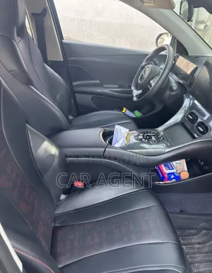 BYD E2 43 kWh 94 hp FWD 2025 Gray