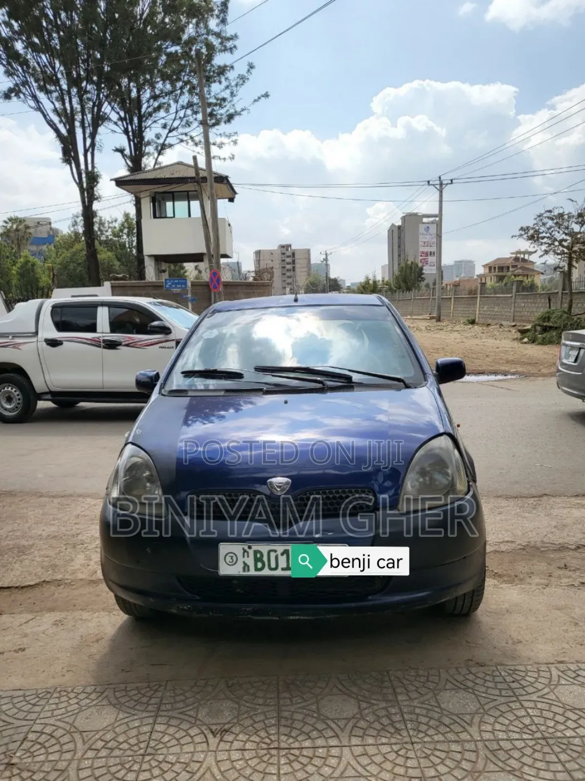 Toyota Vitz 2001 Blue