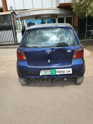 Toyota Vitz 2001 Blue