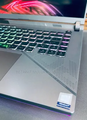 New Laptop Asus ROG Strix G17 16GB Intel Core I9 SSD 1T