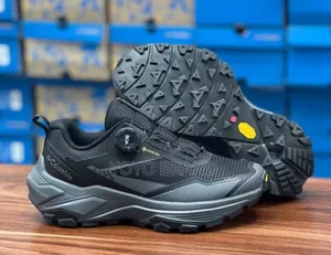 Photo - High Quality Columbia Water Proof Fashion Shoes