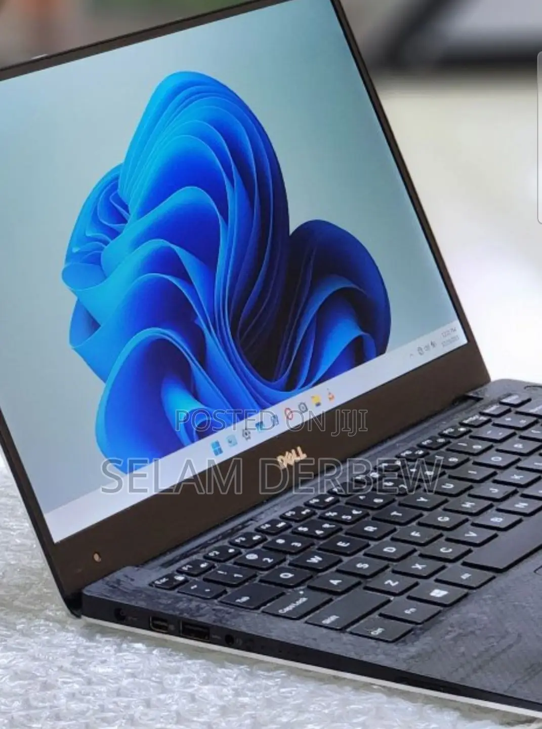 New Laptop Dell XPS 13 8GB Intel Core I7 SSD 256GB