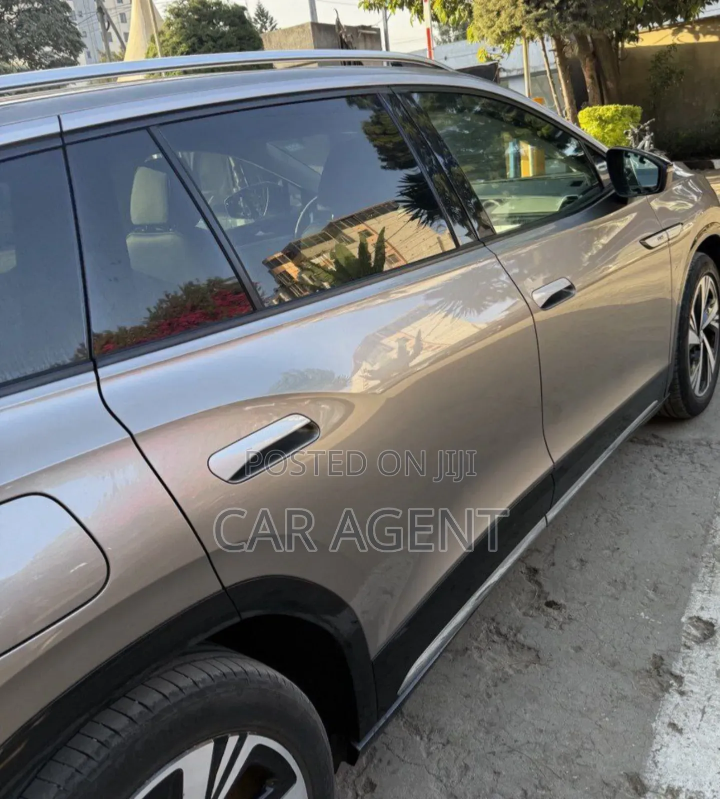 Volkswagen ID.6 2024 Gray