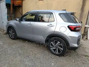 Toyota Raize 1.0 AWD 2021 Silver