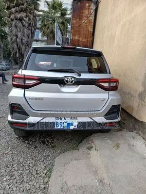 Toyota Raize 1.0 AWD 2021 Silver