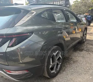 Hyundai Tucson 2023 Gray