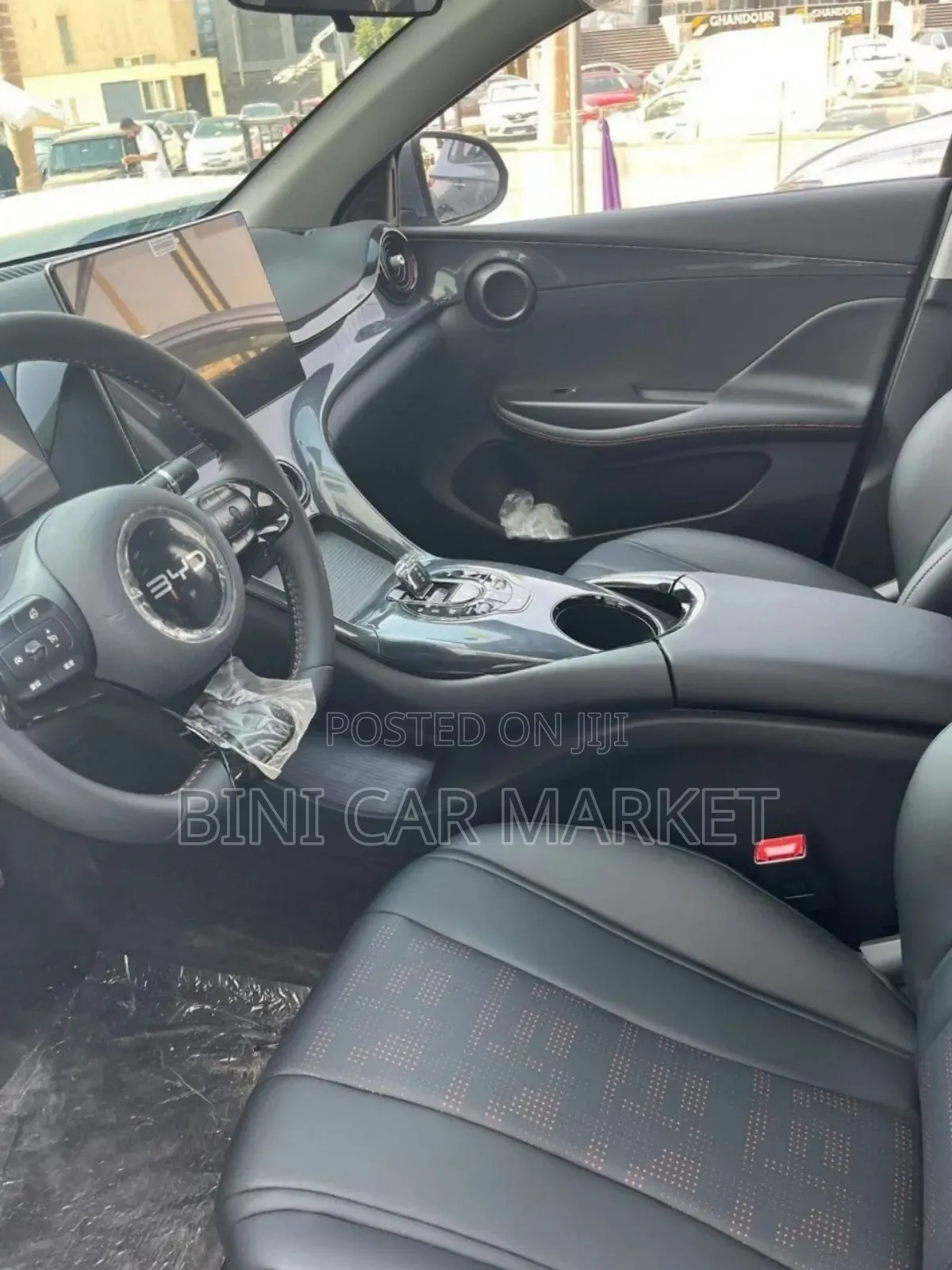 BYD E2 43 kWh 94 hp FWD 2024 Silver