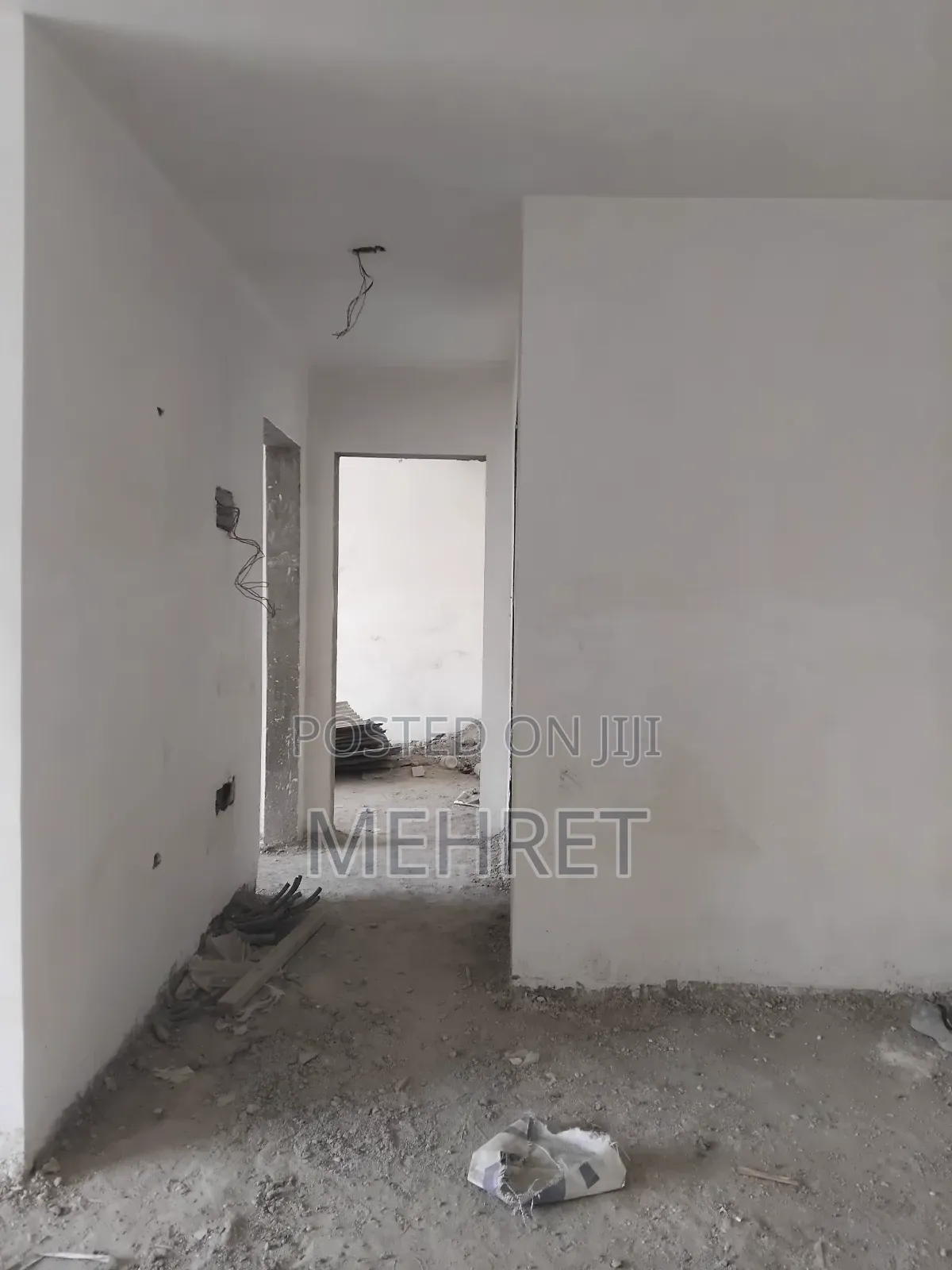 1bdrm Apartment in ጊዮን, Bole for sale