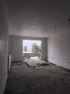1bdrm Apartment in ጊዮን, Bole for sale