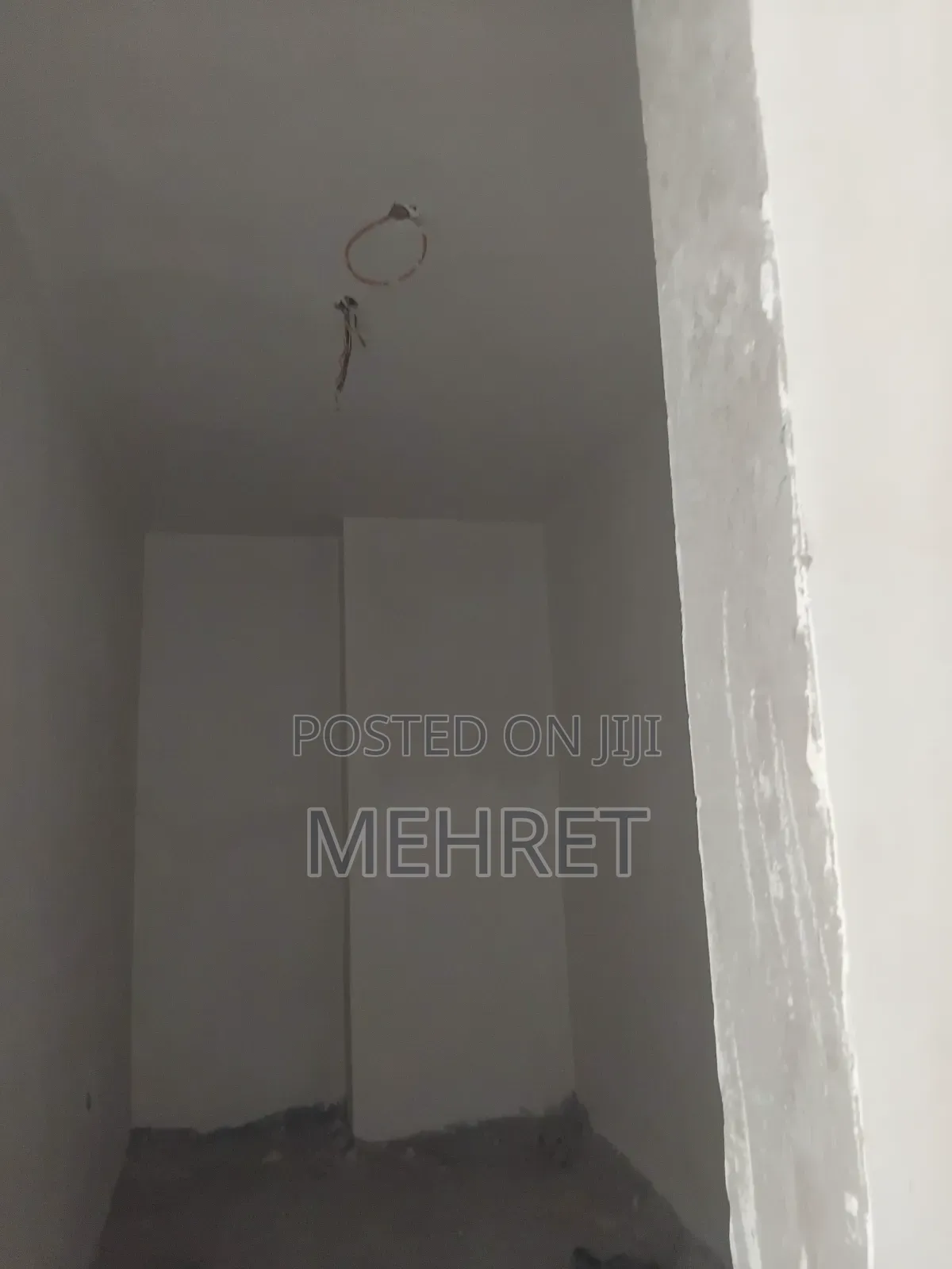 1bdrm Apartment in ጊዮን, Bole for sale