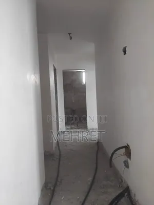 2bdrm Apartment in ጊዮን, Bole for sale
