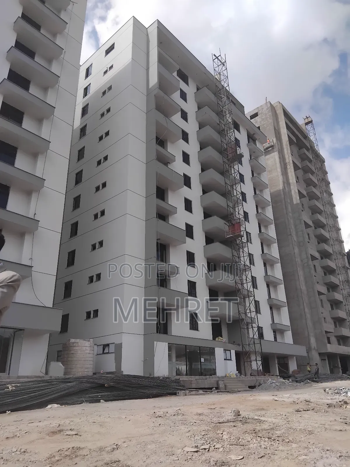 3bdrm Apartment in ጊዮን ሆምስ, Bole for sale