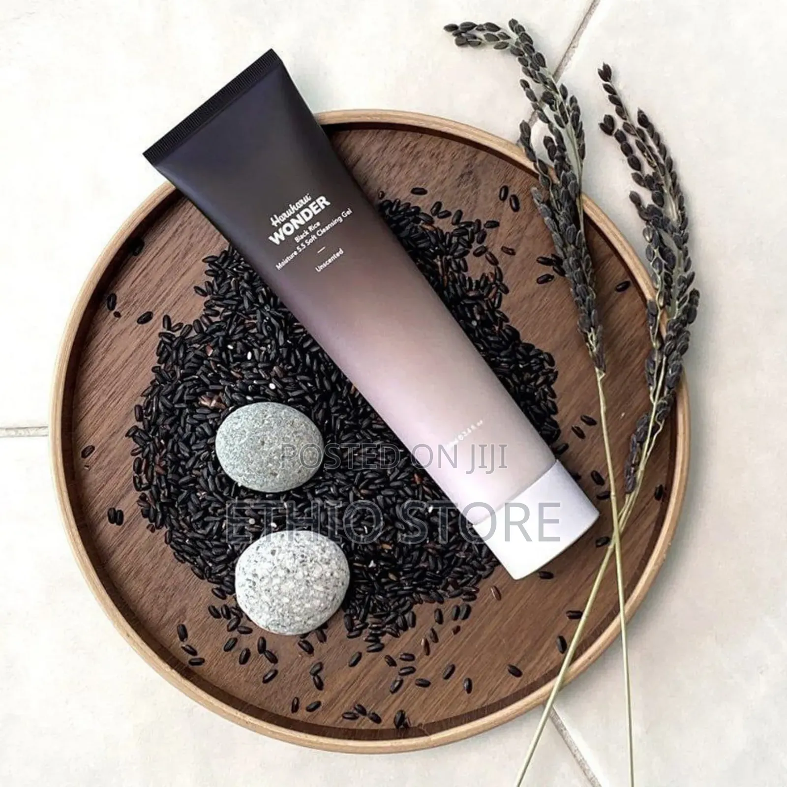 Haruharu Black Rice Moisture 5.5 Soft Cleansing Gel