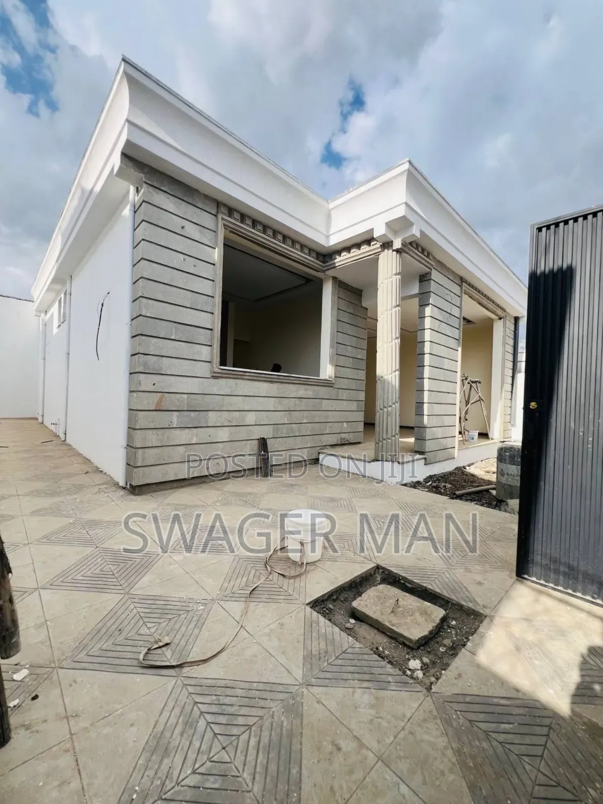 Furnished 5bdrm Villa in ለገ ጣፎ, Yeka for sale