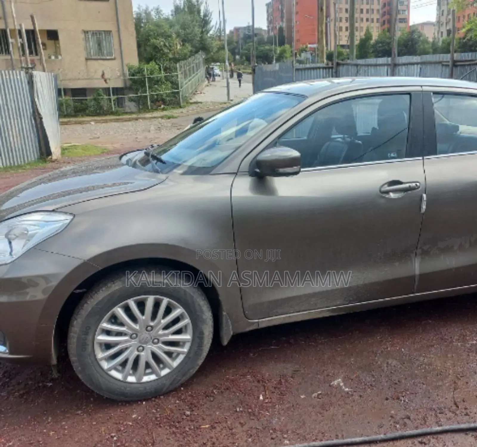 Suzuki Dzire 2024 Silver