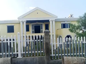 6bdrm House in Bole for sale