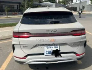 BYD Song Plus 2025 White