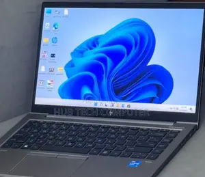 New Laptop HP ZBook Firefly G8 16GB Intel Core I5 SSD 512GB
