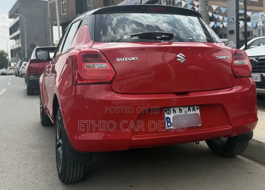 Suzuki Swift Sport 2021 Red