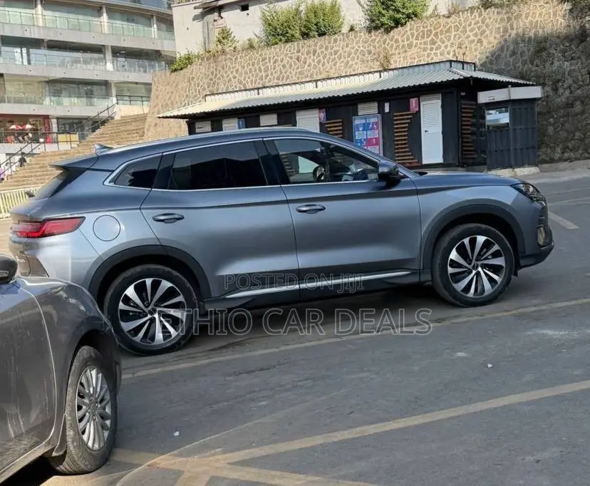 BYD Song Plus EV FWD 2024 Gray