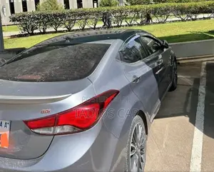 Hyundai Avante 2015 Gray