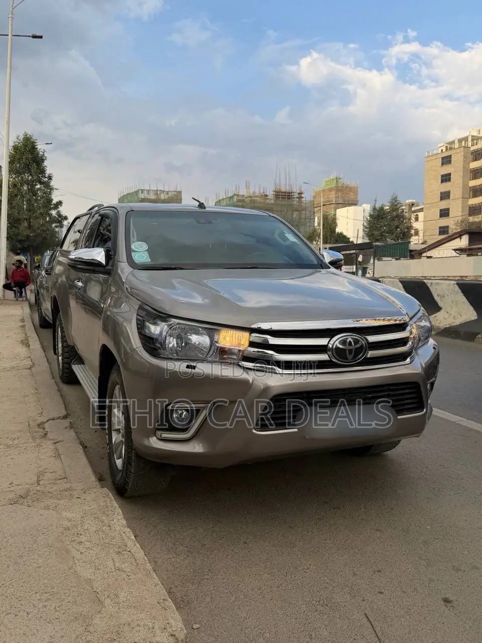 Toyota Hilux 2018 Gold