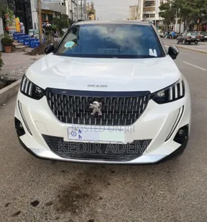 Photo - Peugeot 2008 2022 White