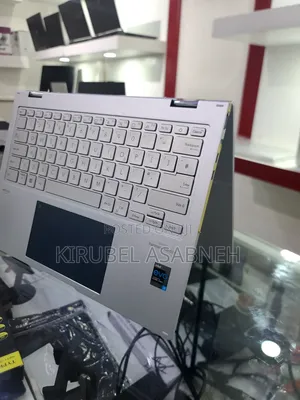 Photo - New Laptop Asus ZenBook Flip 14 UX461UA 16GB Intel Core I7 SSD 512GB