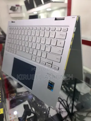 New Laptop Asus ZenBook Flip 14 UX461UA 16GB Intel Core I7 SSD 512GB