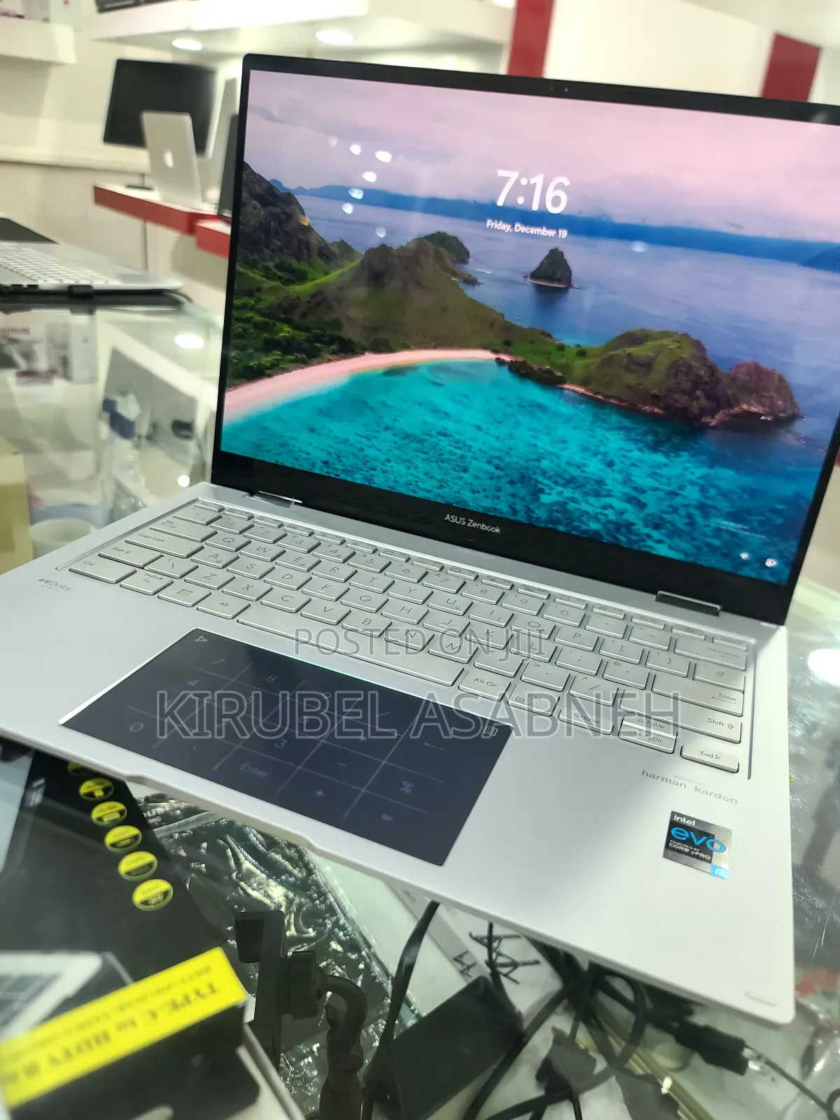 New Laptop Asus ZenBook Flip 14 UX461UA 16GB Intel Core I7 SSD 512GB