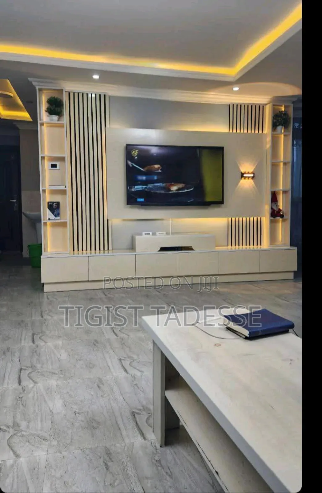 Modern Tv Unit With a Strong Frame Spacious Shelves for Accessories