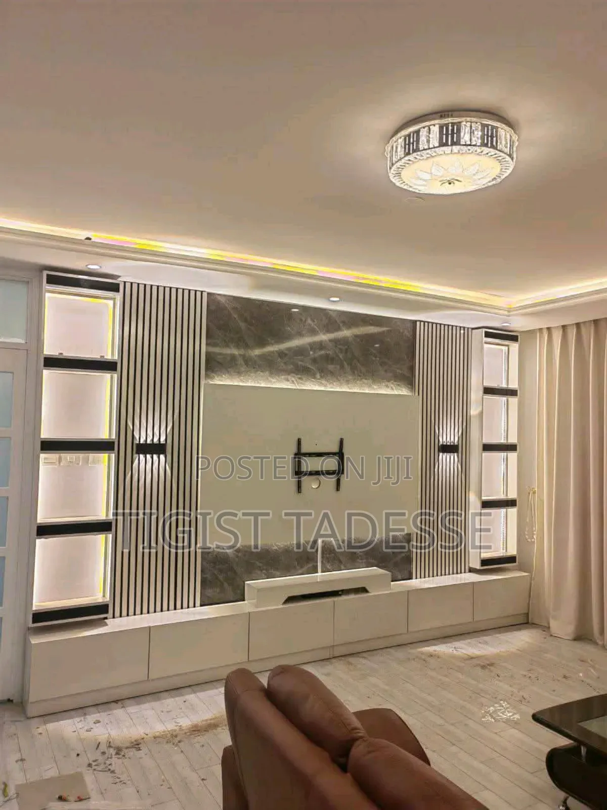 Modern Tv Unit With a Strong Frame Spacious Shelves for Accessories