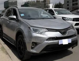 Toyota RAV4 2017 Silver