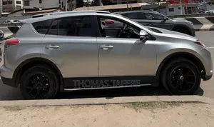 Toyota RAV4 2017 Silver