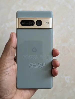 Photo - New Google Pixel 7 Pro 128 GB Green