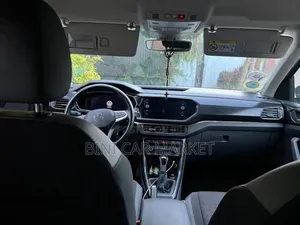 Volkswagen T-Cross 2021 White