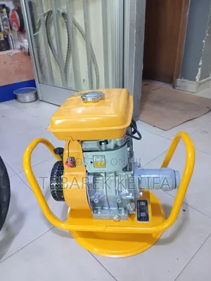 Photo - Robein Gasoline Vibrator